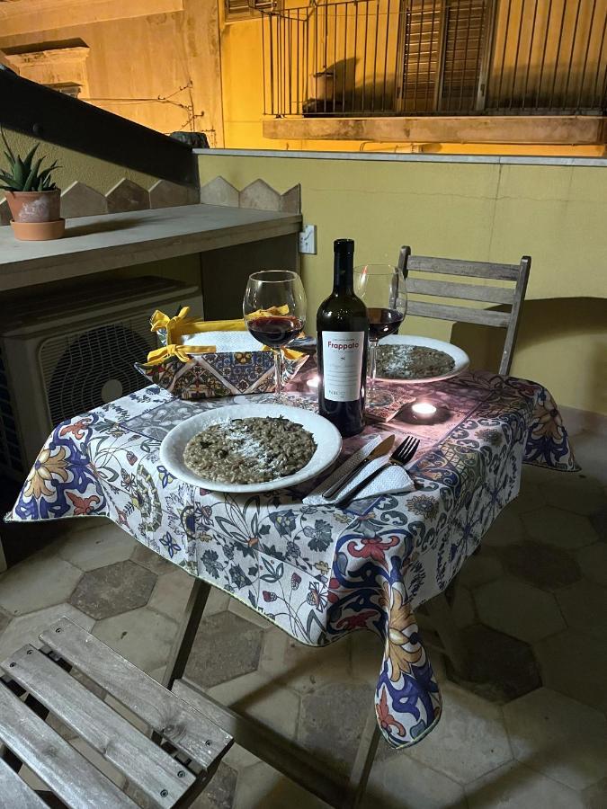 Ragusa Exclusive Flat With Terrace & Bbq Exterior foto