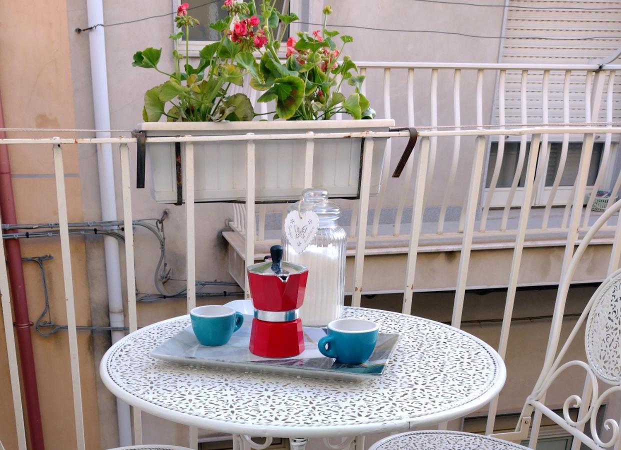 Ragusa Exclusive Flat With Terrace & Bbq Exterior foto