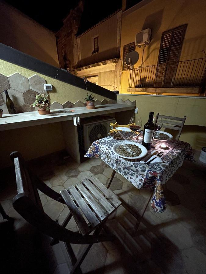 Ragusa Exclusive Flat With Terrace & Bbq Exterior foto